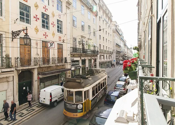 Downtown Vintage By Homing